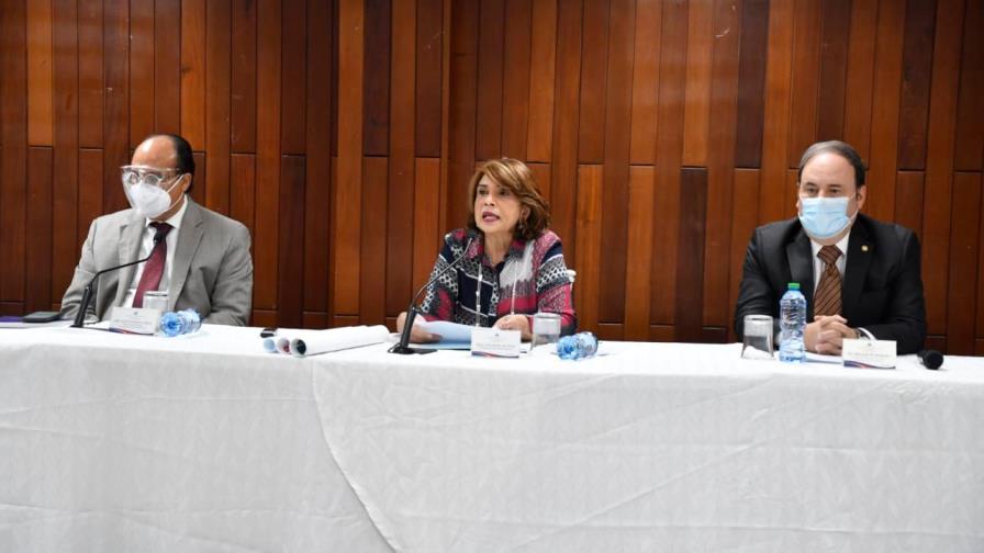 Salud Pública ofrece actualización sobre casos de COVID-19