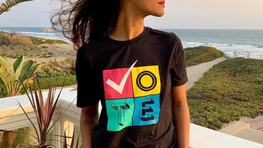 Zoe Saldaña, Demi Lovato y Penélope Cruz, entre los famosos que animan a votar en Estados Unidos Zoe Saldaña, Demi Lovato y Penélope Cruz, entre los famosos que animan a votar en Estados Unidos