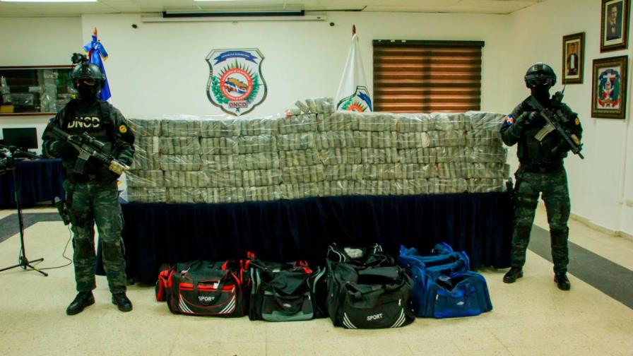 En medio de tiroteo autoridades decomisan 306 paquetes de droga en puerto Caucedo En medio de tiroteo autoridades decomisan 306 paquetes de droga en puerto Caucedo