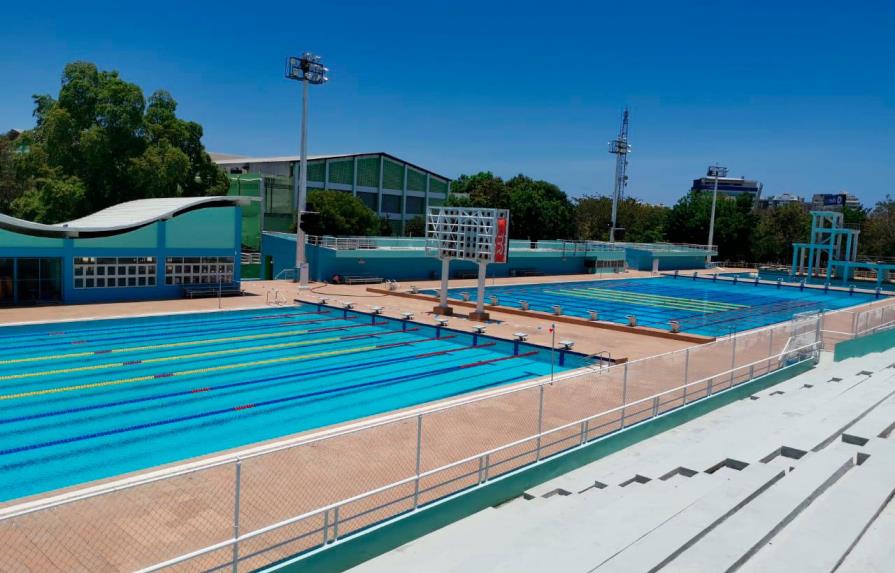 Nadadores piden a Deportes que mantenga patronato en el Complejo Acuático