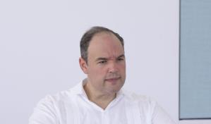 Senador de Barahona defiende uso del barrilito