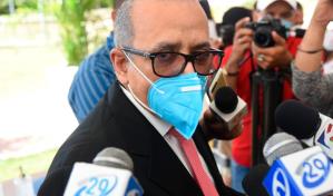 Ministro de Salud Pública da positivo al COVID-19