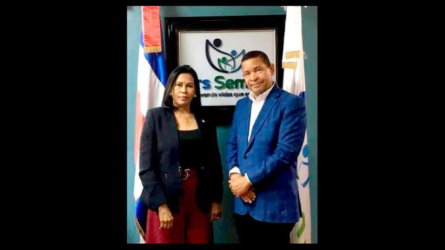 Sonia Feliz Medrano asume como nueva directora de ARS Semma