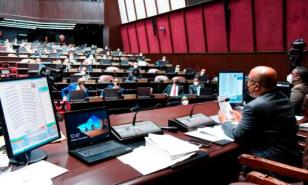 Diputados aprueban contrato para comprar 10 millones de vacunas contra el  COVID-19