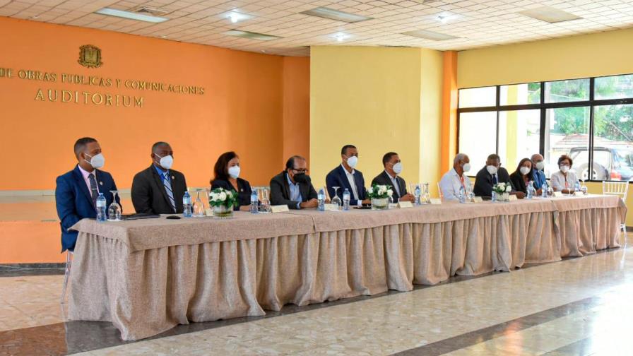 Obras Públicas hará concursos para mipymes empresas de la construcción