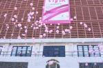 Diputados cierran jornada de prevención del cáncer de mama lanzando globos color rosa al cielo Diputados cierran jornada de prevención del cáncer de mama lanzando globos color rosa al cielo