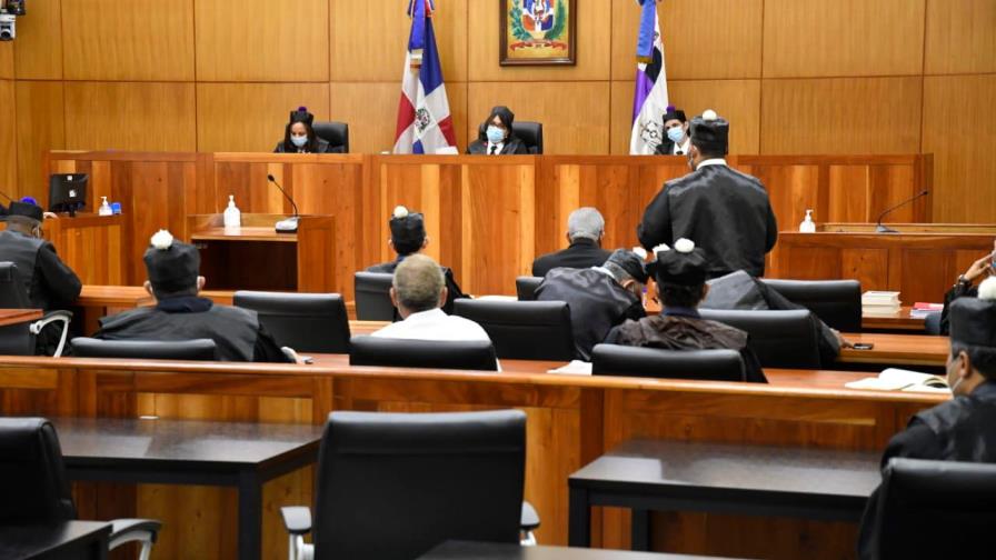 Imputados en caso Odebrecht piden aplazar audiencia para que asignen sala más grande Imputados en caso Odebrecht piden aplazar audiencia para que asignen sala más grande