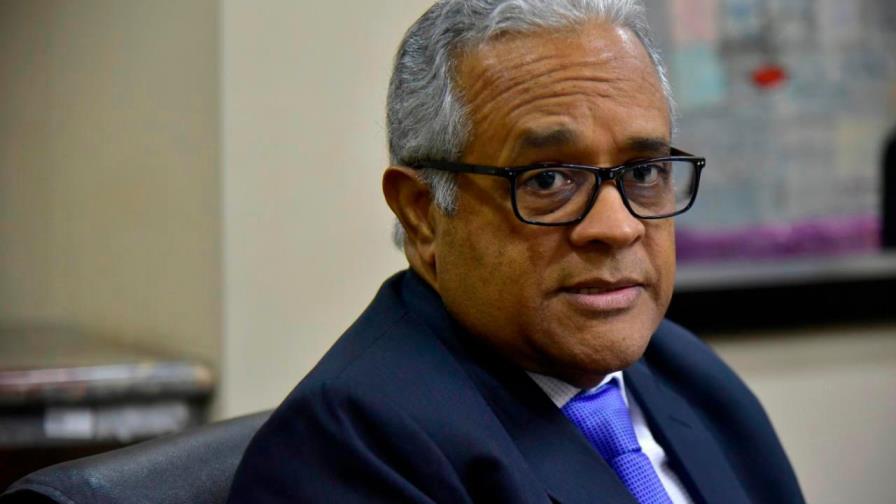 Exministro de Salud asegura RD se encuentra en un momento de pico de contagio de COVID-19