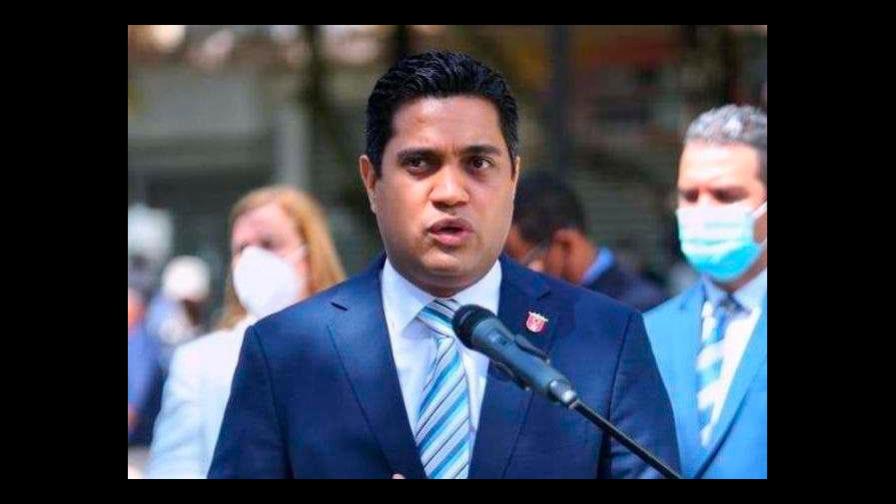 Kelvin Cruz y Junior Peralta son electos presidente y secretario general de Fedomu Kelvin Cruz y Junior Peralta son electos presidente y secretario general de Fedomu