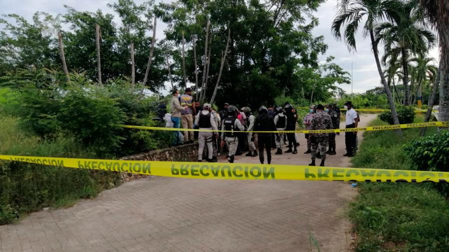Hallan cadáver de un hombre con signos de violencia en jardines del Faro a Colón
