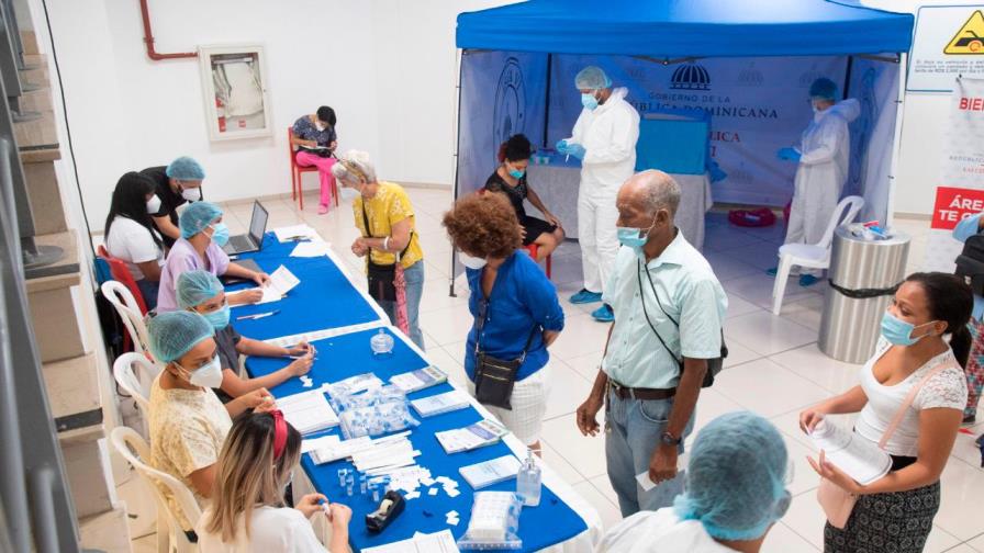 Se desborda la demanda por pruebas PCR