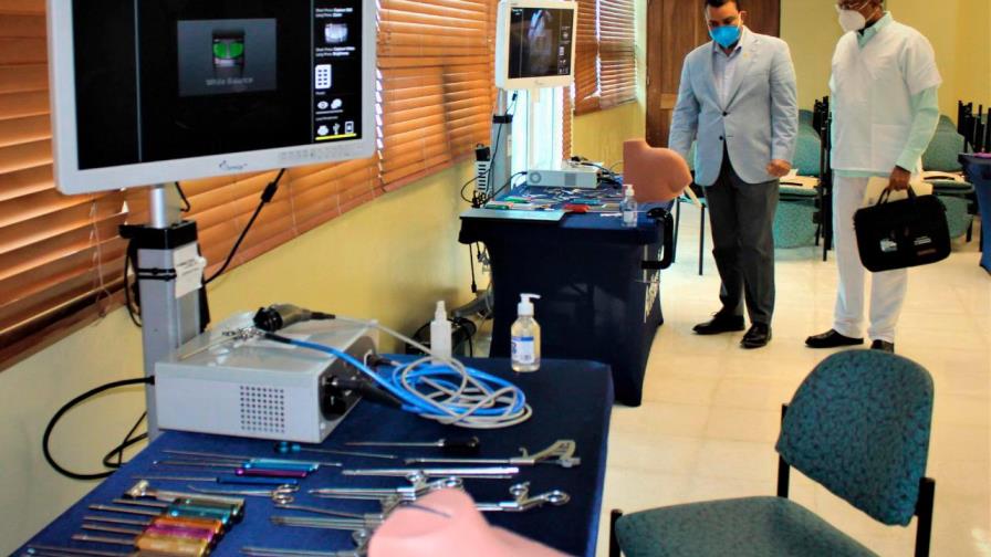 Hospital Ney Arias Lora junto a la SDOT realiza entrenamiento de artroscopia de hombros 