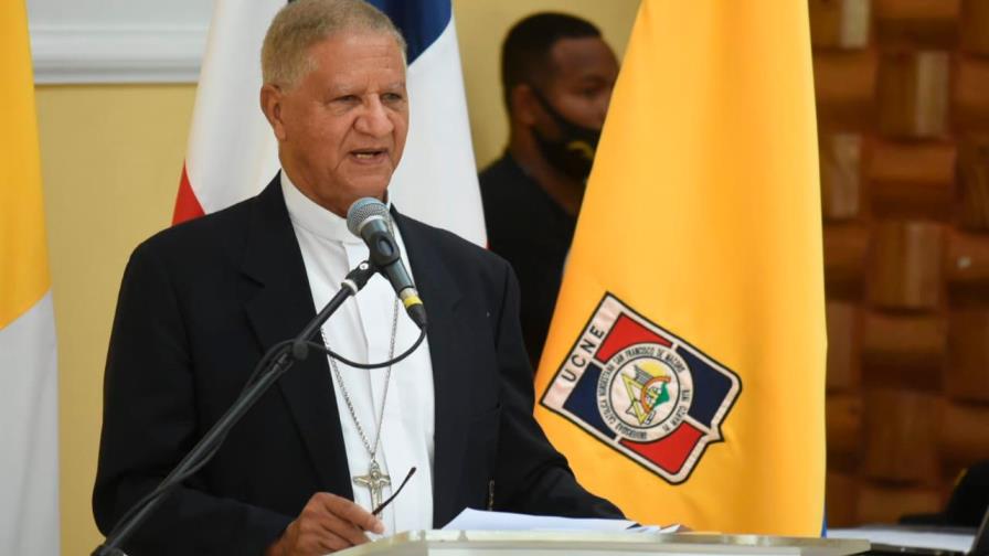 Obispo de San Francisco de Macorís califica como una insensatez apoyar el matrimonio infantil 