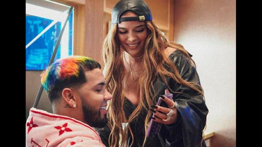 Karol G envía indirecta a Anuel AA en medio de rumores de ruptura