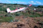 Piloto de avioneta sale ileso tras estrellarse en una finca en Valverde Piloto de avioneta sale ileso tras estrellarse en una finca en Valverde