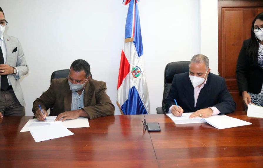 DGDF y FODEARTE firman acuerdo para fomentar desarrollo de la artesanía en la zona fronteriza