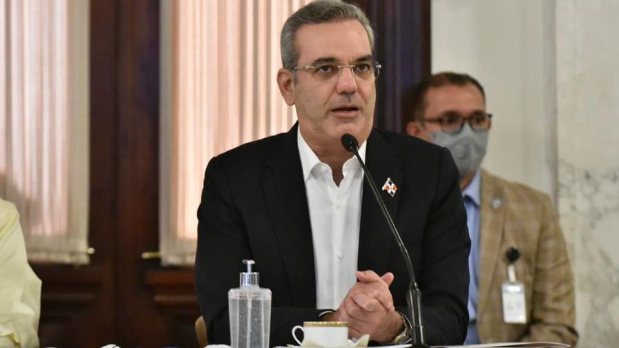 Luis Abinader permanece en silencio sobre los arrestos de dos hermanos de Danilo Medina y ocho exfuncionarios del PLD