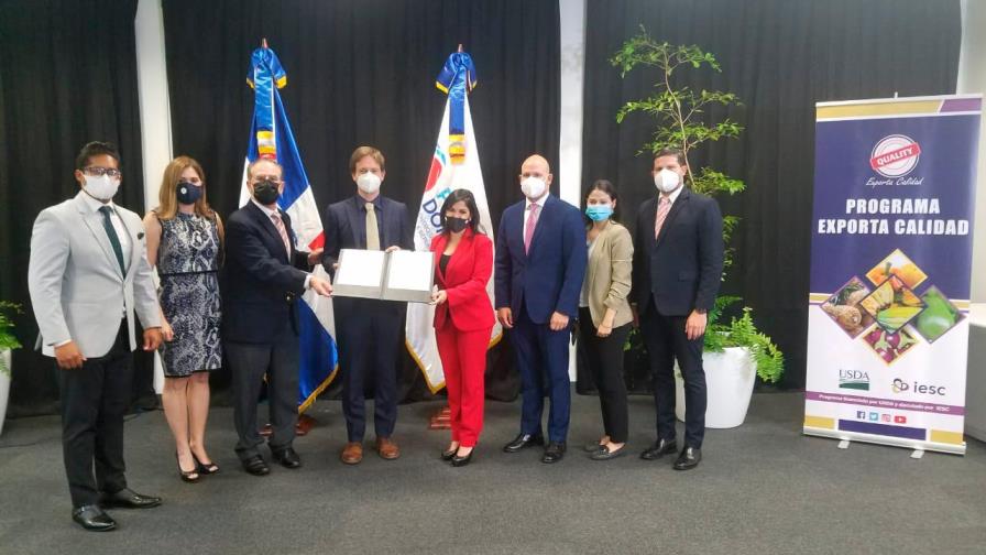 Empresas dominicanas reciben certificaciones orgánicas para exportar sus productos Empresas dominicanas reciben certificaciones orgánicas para exportar sus productos