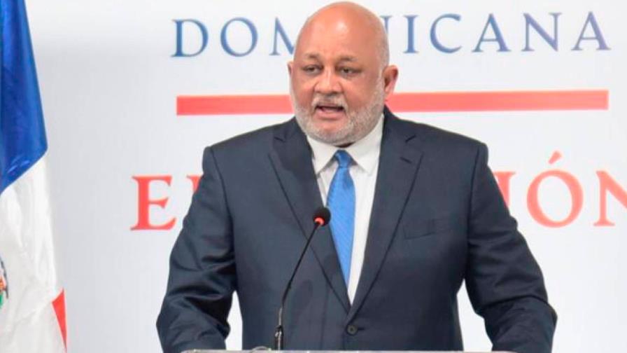 Ministro de Educación asegura clases grabadas serán principal recurso de apoyo en docencia presencial
