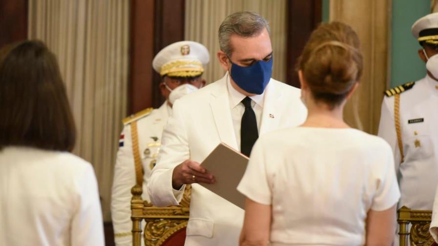 Presidente Abinader recibe cartas credenciales de los nuevos embajadores de Panamá y Turquía Presidente Abinader recibe cartas credenciales de los nuevos embajadores de Panamá y Turquía