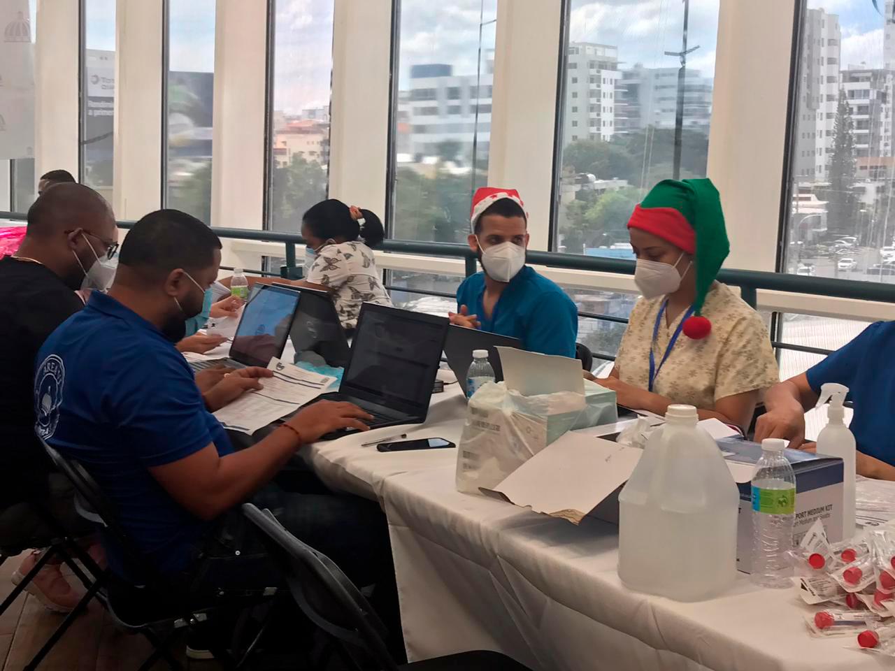 Personal del Área VI de Salud Pública.