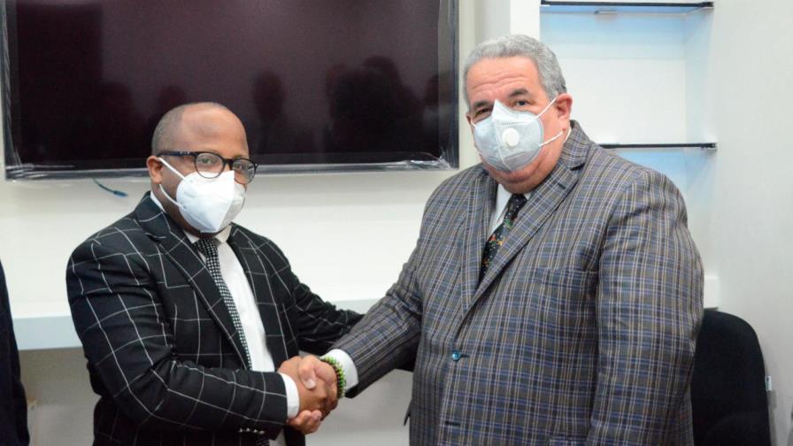 Juristas independientes anuncian respaldo a Yoni Capio para presidir Colegio de Abogados Juristas independientes anuncian respaldo a Yoni Capio para presidir Colegio de Abogados