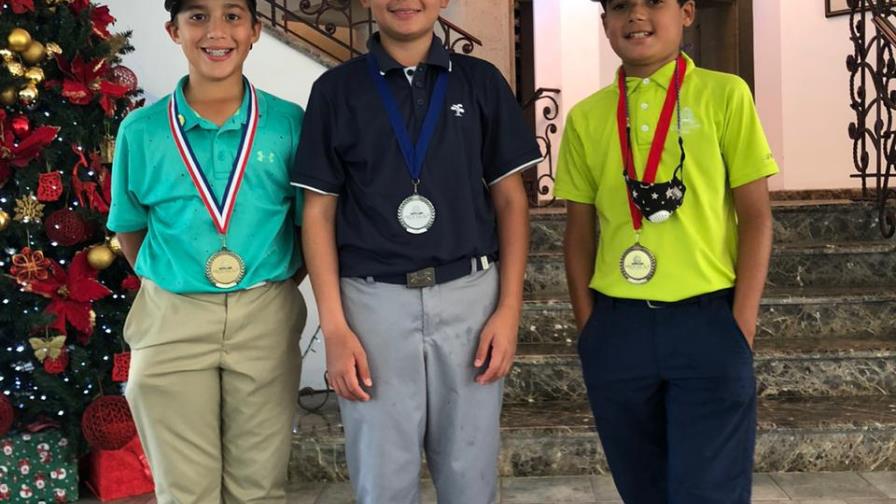 Stephany Kim y Justin Rodríguez  ganan en tour Nacional Juvenil de Fedogolf 