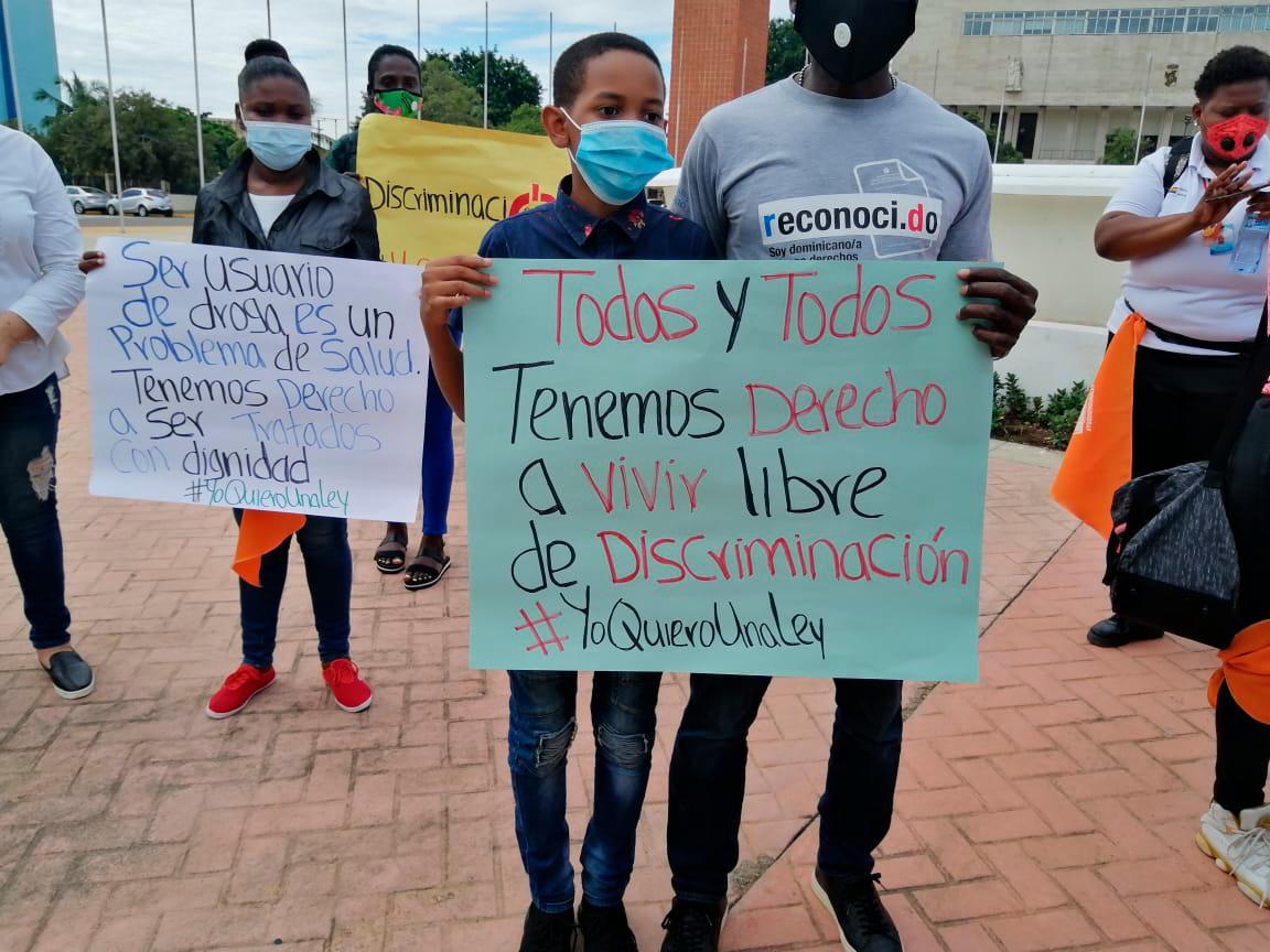 Al conmemorarse este jueves el Día Mundial de los Derechos Humanos, los manifestantes indicaron que las autoridades no han prestado interés para que en el país cese la discriminación.