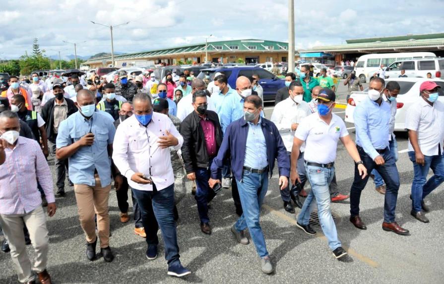 Gobierno dispone traslado al Merca Santo Domingo de vendedores de La Pulga