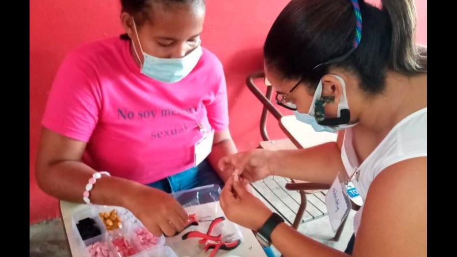 Red de Jóvenes Madres de El Cajui continuarán los cursos talleres de bisutería en  2021