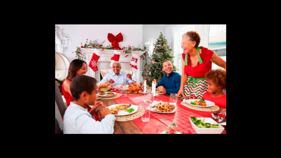 Infectóloga prevé habrá medidas restrictivas de continuar alza en casos de COVID-19