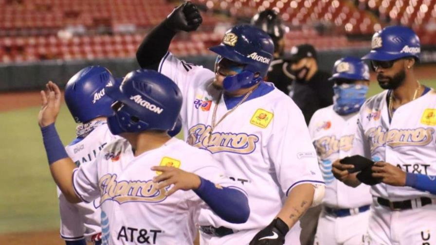 Japhet Amador lideró ofensiva de los Charros en triunfo sobre los Naranjeros