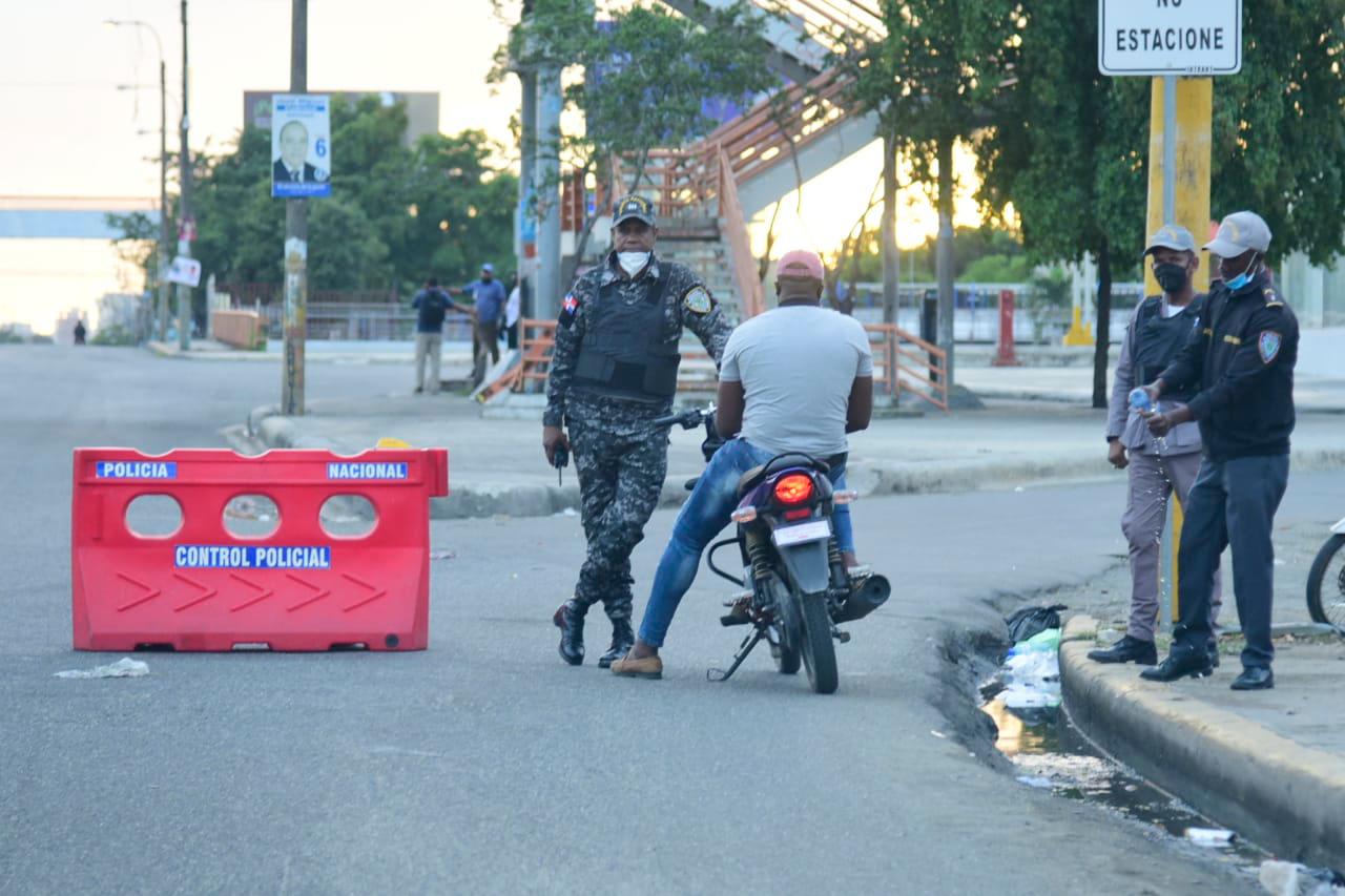 Las calles lucían vacías durante la tarde de este sábado 2 de enero de 2021. 