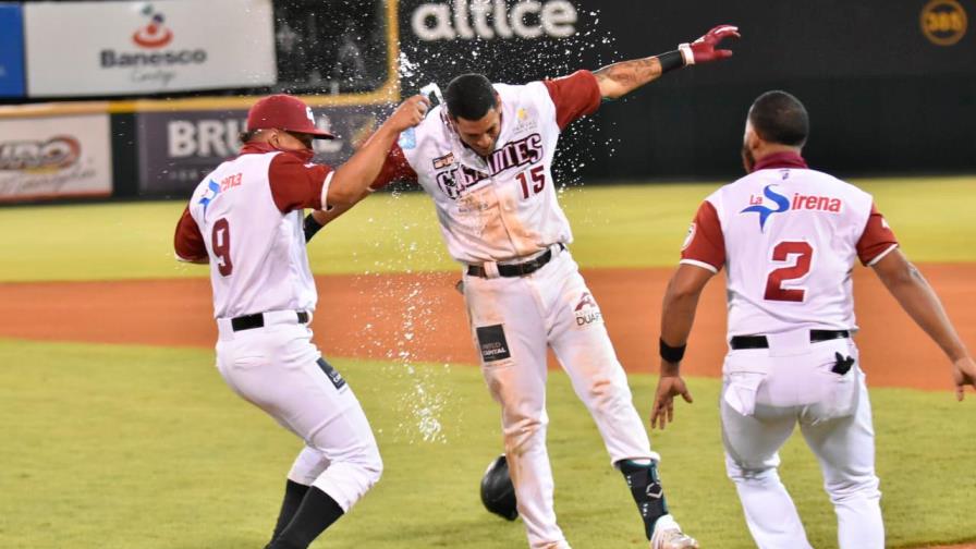 Sirí y Gigantes ponen a Estrellas contra las cuerdas en la semifinal