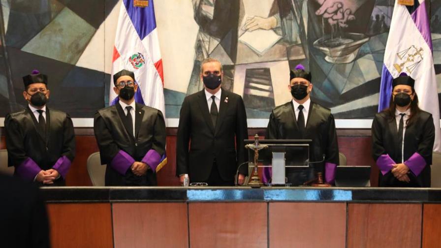 Magistrado Henry Molina insta a excluir discursos violentos y dialogar por mejoras de la justicia