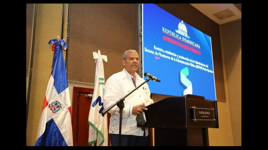 Gobierno incentivará con salario adicional a empleados de instituciones con alta puntuación