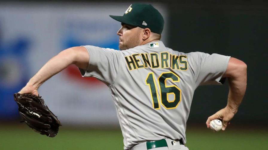 Hendriks pacta con los Medias blancas