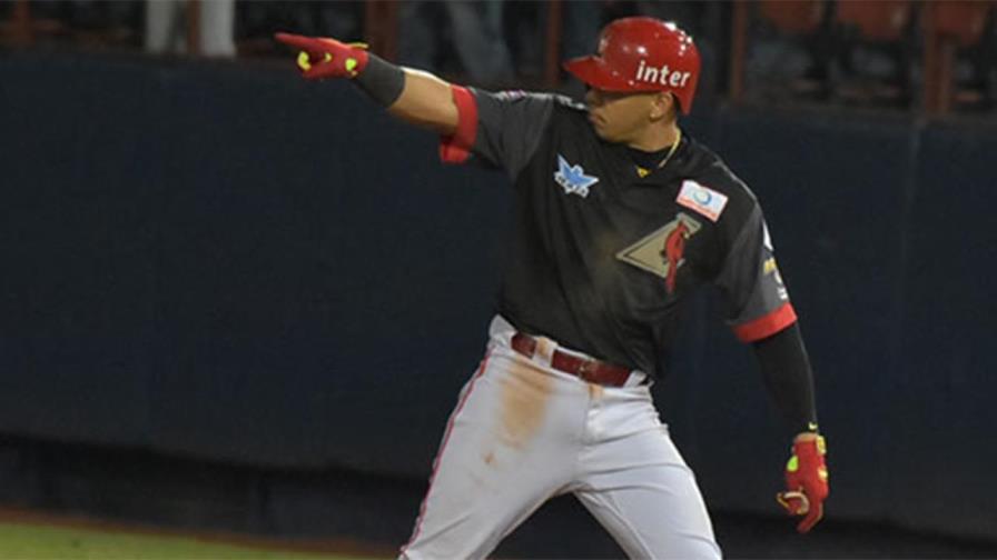 Cardenales y Caribes toman ventaja en arranque de las semifinales en Venezuela