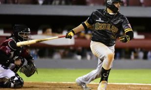 Explosivo bateo de Ramón Torres en triunfo de las Águilas Cibaeñas