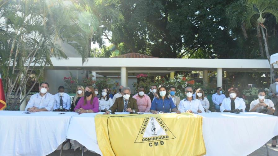 CMD y sociedades médicas: sistema sanitario podría colapsar por flexibilización ante el coronavirus
