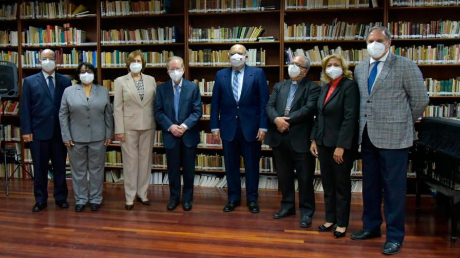 Manuel Mora Serrano es el nuevo Premio Nacional de Literatura 