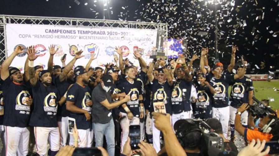 Caribes barren a Cardenales y logran 4to título en Venezuela