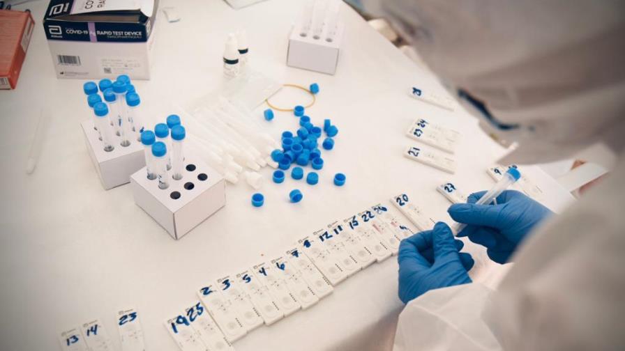 España extiende exigencia de PCR negativa para ingreso desde República Dominicana y otros 15 países