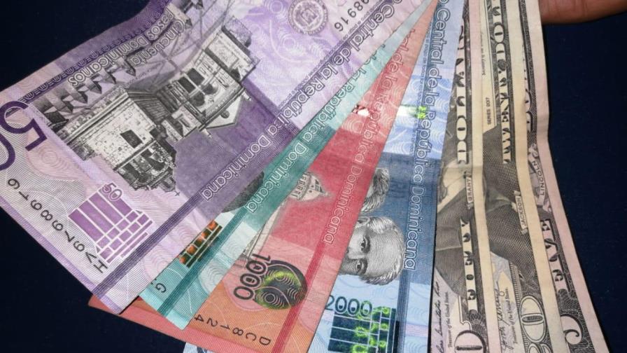 Aumento de reservas y caída de importaciones alivian cotización del dólar