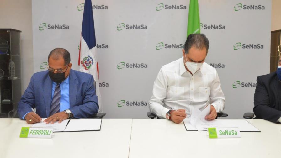 Voleibolistas dominicanos tendrán acceso a la salud a través de SeNaSa