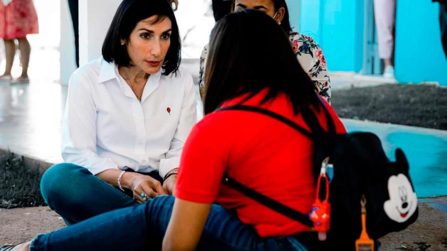 Primera dama supervisa trabajos de acondicionamiento hogar de paso para niñas en Jarabacoa