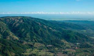 Activistas conmemoran 12 a&ntilde;os de la lucha por la defensa de Loma Miranda con campamento ambiental