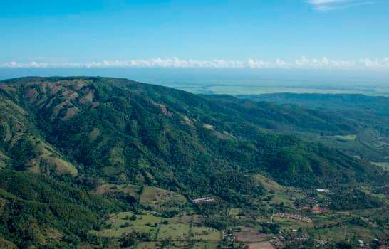 Activistas conmemoran 12 a&ntilde;os de la lucha por la defensa de Loma Miranda con campamento ambiental