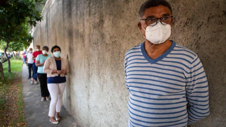 Coronavirus en RD: ayer se procesaron 2,281 pruebas PCR; reportan 328 contagios y nueve fallecimientos Coronavirus en RD: ayer se procesaron 2,281 pruebas PCR; reportan 328 contagios y nueve fallecimientos