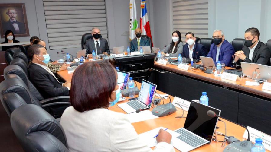 Autorizan afiliación al Senasa de trabajadores suspendidos que no están en FASE I Extendido